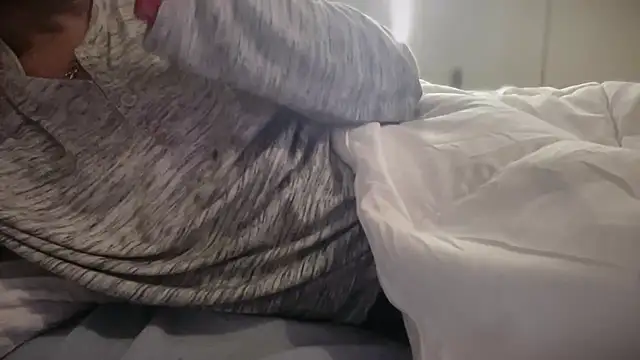 Snapshot of JSYMON chatting on February 23, 2026, 10:18 pm JSYMON online show from February 23, 2026, 10:18 pm