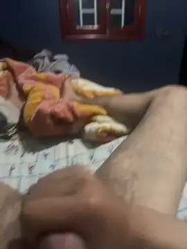 pitsho51 online show from April 22, 2026, 10:44 pm