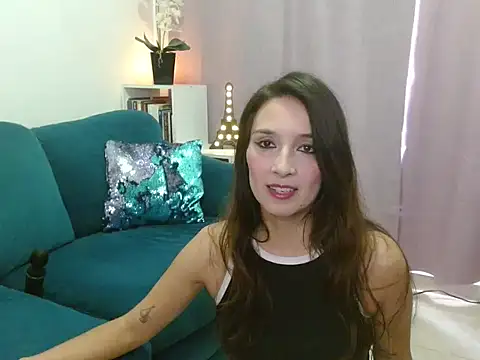 Almaglow  online show from April 22, 2026, 7:48 pm