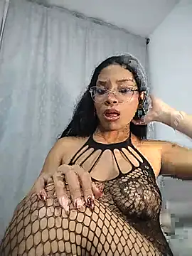 KATALINA SANTANA  online show from June 20, 2026, 12:47 am