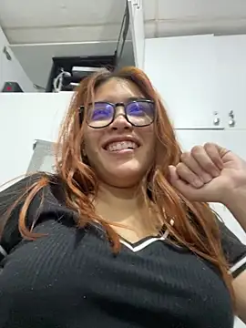 CrystalFairy007 online show from May 29, 2026, 3:26 am