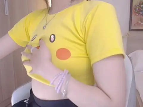 Snapshot of BunnyT_Bae__ chatting on March 29, 2026, 8:58 am BunnyT Bae online show from March 29, 2026, 8:58 am