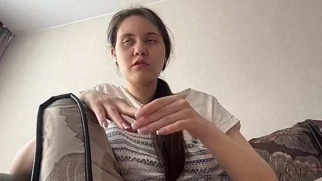 LanaLive online show from April 6, 2026, 5:08 am