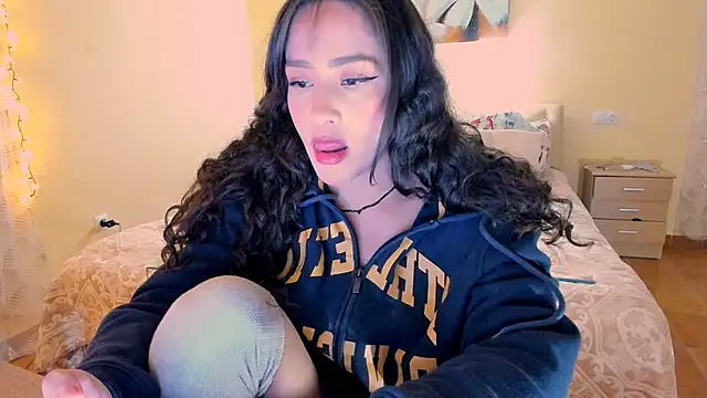 juliiaroberts online show from March 29, 2026, 11:16 pm