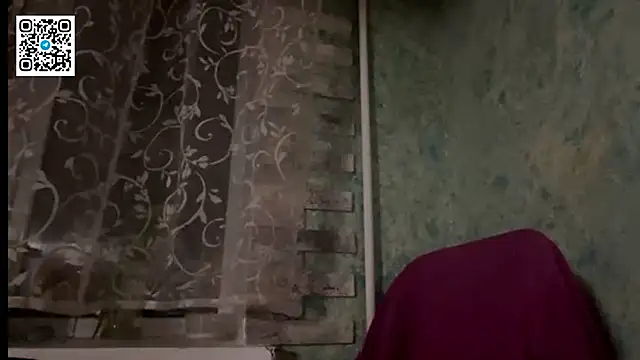 Lapussia  online show from March 8, 2026, 5:17 pm