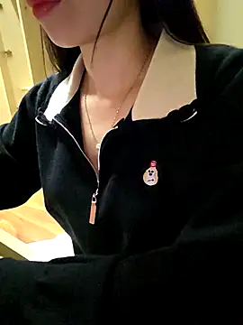 moon baby99 online show from February 9, 2026, 4:16 am