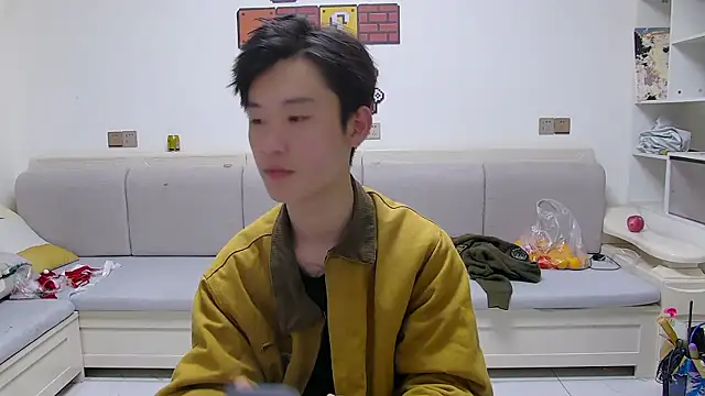 Snapshot of your-cake chatting on April 7, 2026, 12:49 pm your-cake online show from April 7, 2026, 12:49 pm