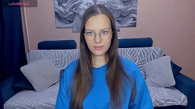 AyumiBlossom online show from February 24, 2026, 1:53 pm