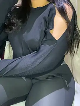 Snapshot of Lina_Velvet_ chatting on January 11, 2026, 4:28 am Lina Velvet online show from January 11, 2026, 4:28 am