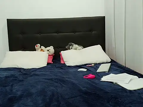 july fucha online show from April 7, 2026, 12:00 am