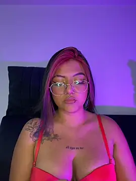 queen of you heart online show from February 15, 2026, 2:08 am