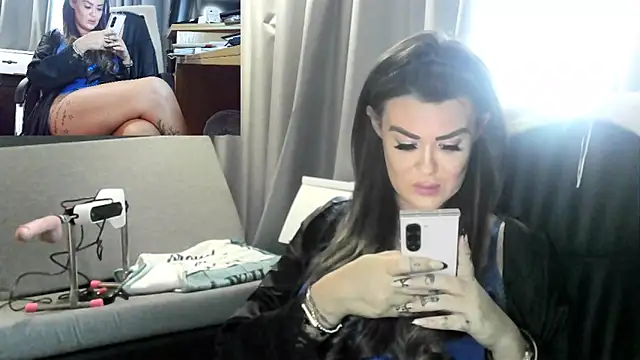 ScottishIvy online show from February 19, 2026, 3:19 pm