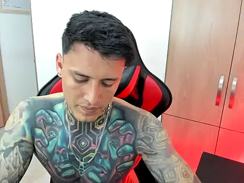 Snapshot of Chrissblack chatting on February 16, 2026, 2:07 am Chrissblack online show from February 16, 2026, 2:07 am