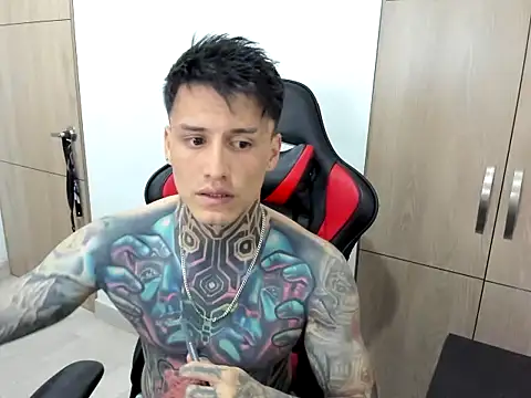 Snapshot of Chrissblack chatting on February 18, 2026, 12:50 am Chrissblack online show from February 18, 2026, 12:50 am