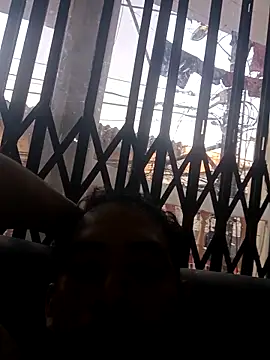 paladito01 online show from April 12, 2026, 10:59 pm