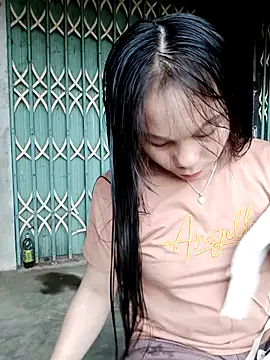 Snapshot of vanvan005 chatting on April 4, 2026, 2:43 am vanvan005 online show from April 4, 2026, 2:43 am