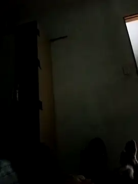 leozinho23cm23 online show from April 25, 2026, 6:49 am