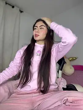 Stormi th online show from March 24, 2026, 2:38 am