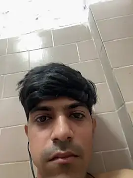 zxcvgf12300 online show from June 22, 2026, 5:04 am