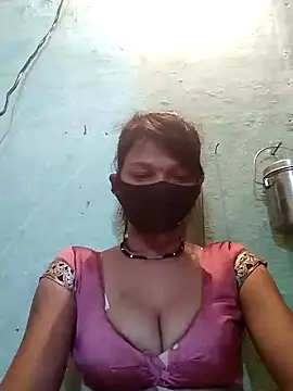 Snapshot of Miss__soniya106 chatting on February 10, 2026, 5:00 am Miss soniya106 online show from February 10, 2026, 5:00 am