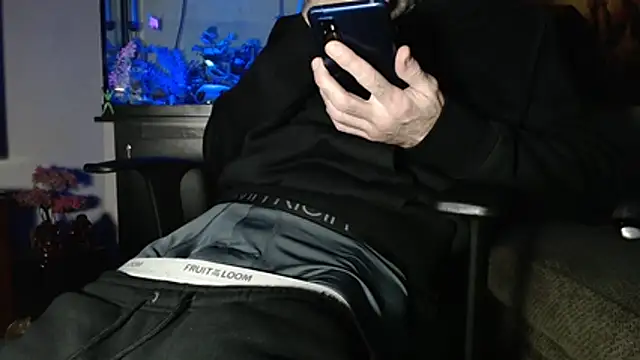 EspanolVato online show from January 12, 2026, 1:00 am