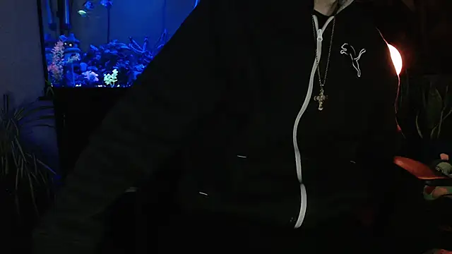 Snapshot of EspanolVato chatting on April 7, 2026, 8:37 am EspanolVato online show from April 7, 2026, 8:37 am