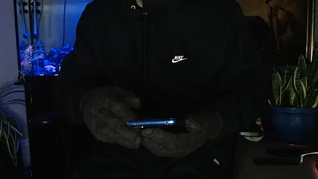 Snapshot of EspanolVato chatting on April 8, 2026, 8:47 am EspanolVato online show from April 8, 2026, 8:47 am