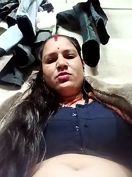 Hot hiuj online show from February 10, 2026, 8:13 pm