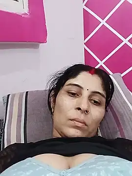 Hot ree85 online show from May 27, 2026, 2:47 pm