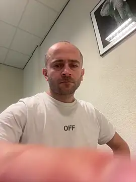 Majestik1 online show from February 19, 2026, 10:55 am