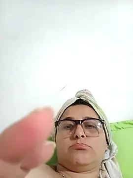 natalliecoopers online show from March 12, 2026, 12:50 am