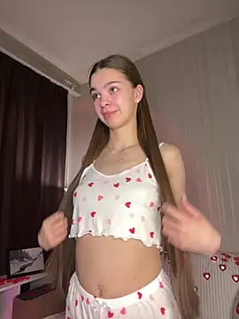 Snapshot of SkylineBliss chatting on February 12, 2026, 2:17 am SkylineBliss online show from February 12, 2026, 2:17 am