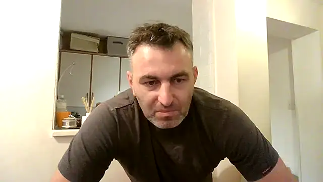 Snapshot of Hakfin666 chatting on July 15, 2026, 4:18 am Hakfin666 online show from July 15, 2026, 4:18 am