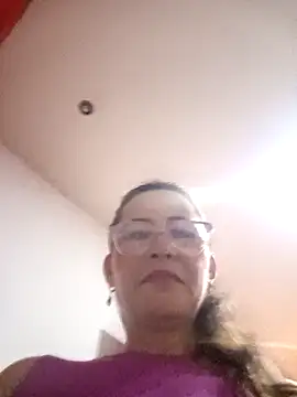 Snapshot of Salome_69 chatting on February 6, 2026, 1:43 am Salome 69 online show from February 6, 2026, 1:43 am