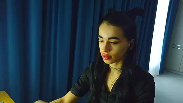 Vlada Elfie online show from March 3, 2026, 2:34 pm