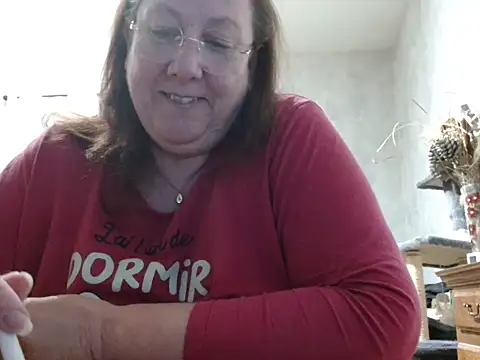 xmyriamx online show from March 18, 2026, 8:01 pm