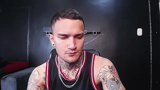 DarkBenito online show from January 13, 2026, 12:54 pm