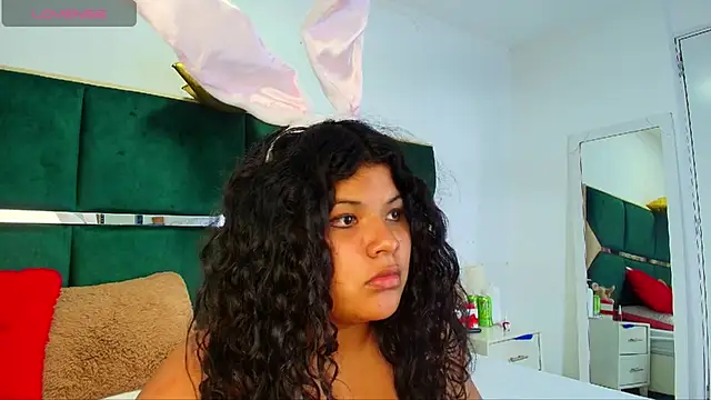 Jessica Beltrann online show from March 25, 2026, 8:04 pm