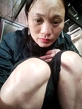 Snapshot of Piu_18 chatting on January 16, 2026, 3:43 am Piu 18 online show from January 16, 2026, 3:43 am