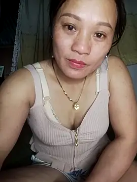 Snapshot of Piu_18 chatting on February 7, 2026, 1:26 pm Piu 18 online show from February 7, 2026, 1:26 pm