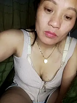 Snapshot of Piu_18 chatting on February 8, 2026, 5:33 am Piu 18 online show from February 8, 2026, 5:33 am