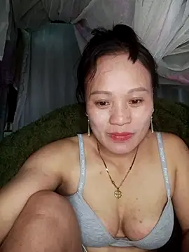 Snapshot of Piu_18 chatting on February 19, 2026, 7:04 am Piu 18 online show from February 19, 2026, 7:04 am