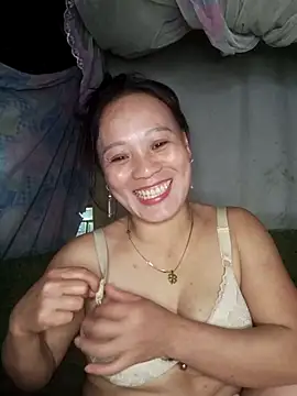 Snapshot of Piu_18 chatting on February 24, 2026, 2:04 pm Piu 18 online show from February 24, 2026, 2:04 pm