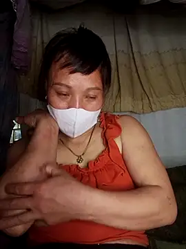 Snapshot of Piu_18 chatting on March 1, 2026, 1:57 pm Piu 18 online show from March 1, 2026, 1:57 pm