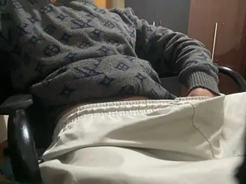FelpNinfeto online show from June 20, 2026, 3:42 am