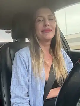 IssabelXO online show from March 30, 2026, 2:18 pm