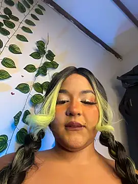 Isabella Belmont online show from February 19, 2026, 4:41 am