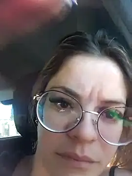 Snapshot of gisequeen chatting on January 6, 2026, 12:20 pm gisequeen online show from January 6, 2026, 12:20 pm