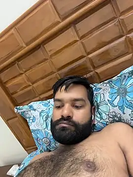 Snapshot of Rahil_94 chatting on July 14, 2026, 7:30 pm Rahil 94 online show from July 14, 2026, 7:30 pm