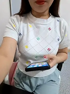 Avelyn-n online show from February 27, 2026, 8:14 am